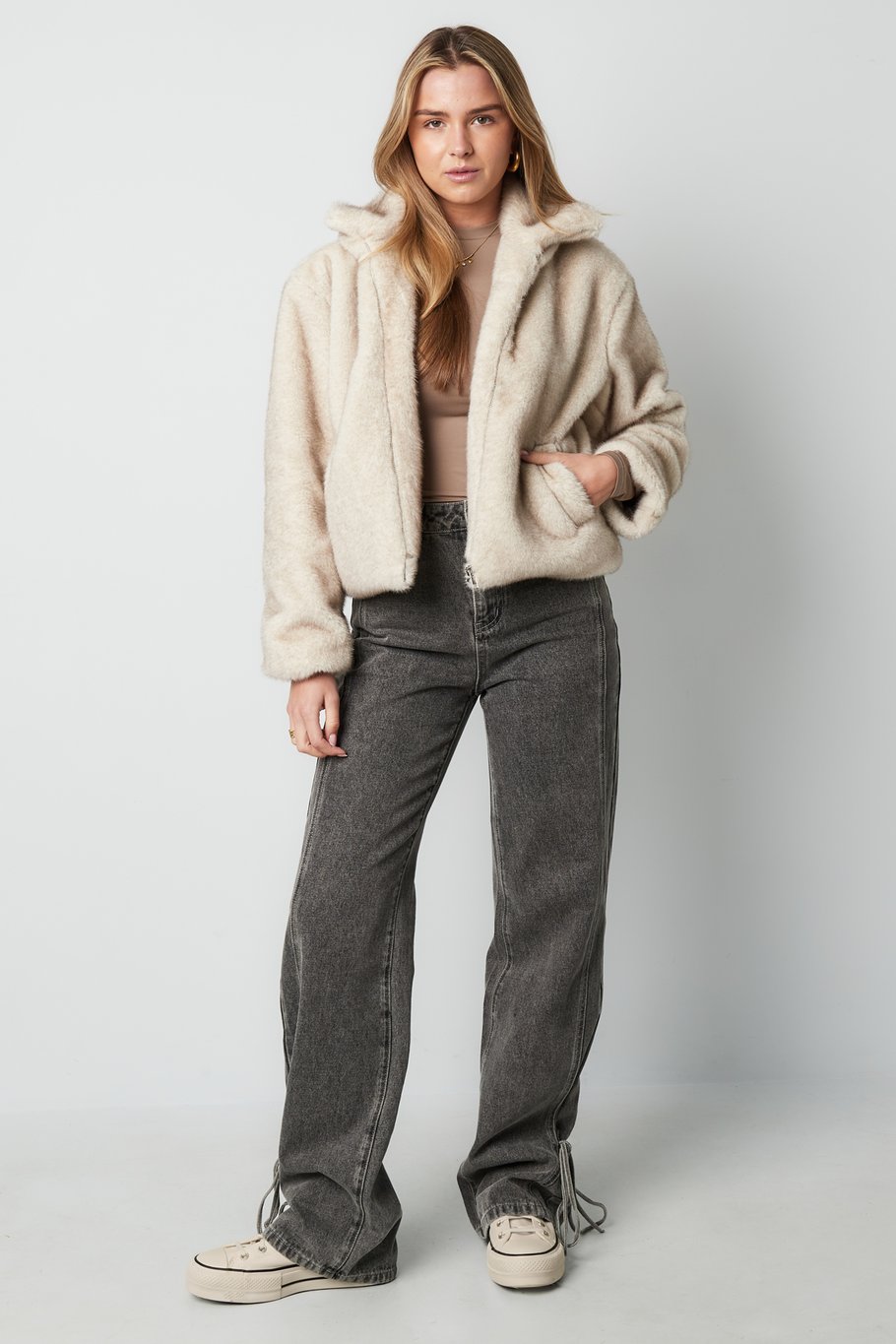 Fluffy basic coat - Beige Picture3